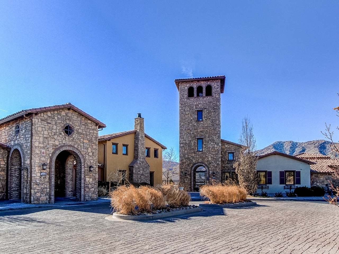 Property main image